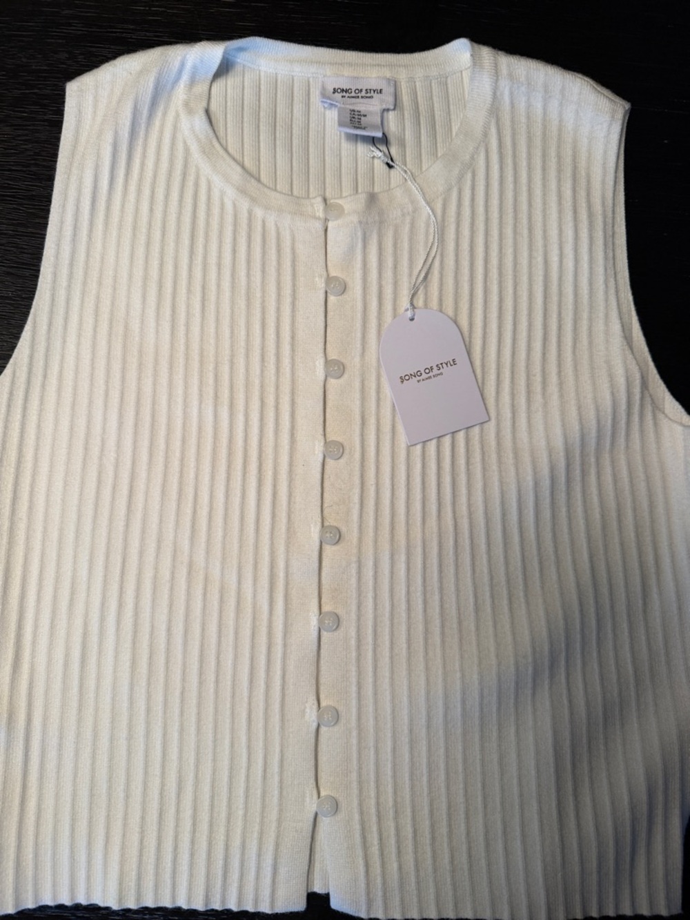 Song of Style Cream Ribbed Button Front Tank size M NWT new